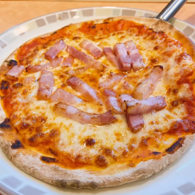 パンチェッタのピザ（2023年11月）